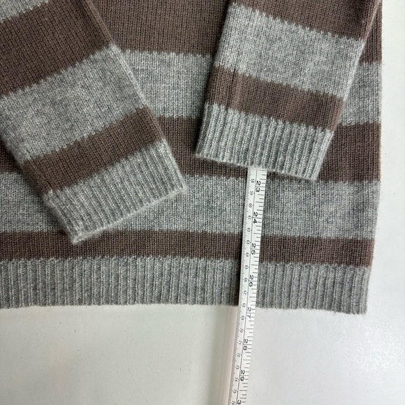 Theory 100% Cashmere Sweater MEDIUM Gray Brown Striped Deep V Neck Bohemian - Picture 6 of 6
